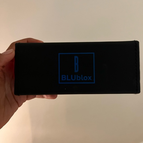 Blubox sleep glasses - used - Picture 3 of 6